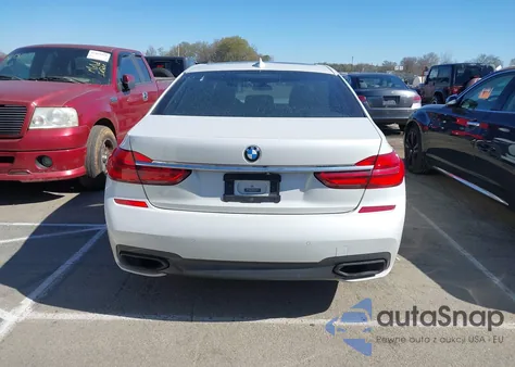 2017 BMW 740I z USA, uszkodzony, nr VIN WBA7E2C38HG741238